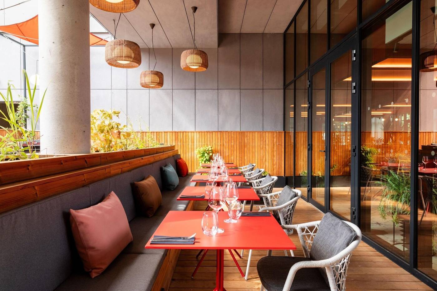 Moxy-Paris-Val-D-Europe-Restaurant-3