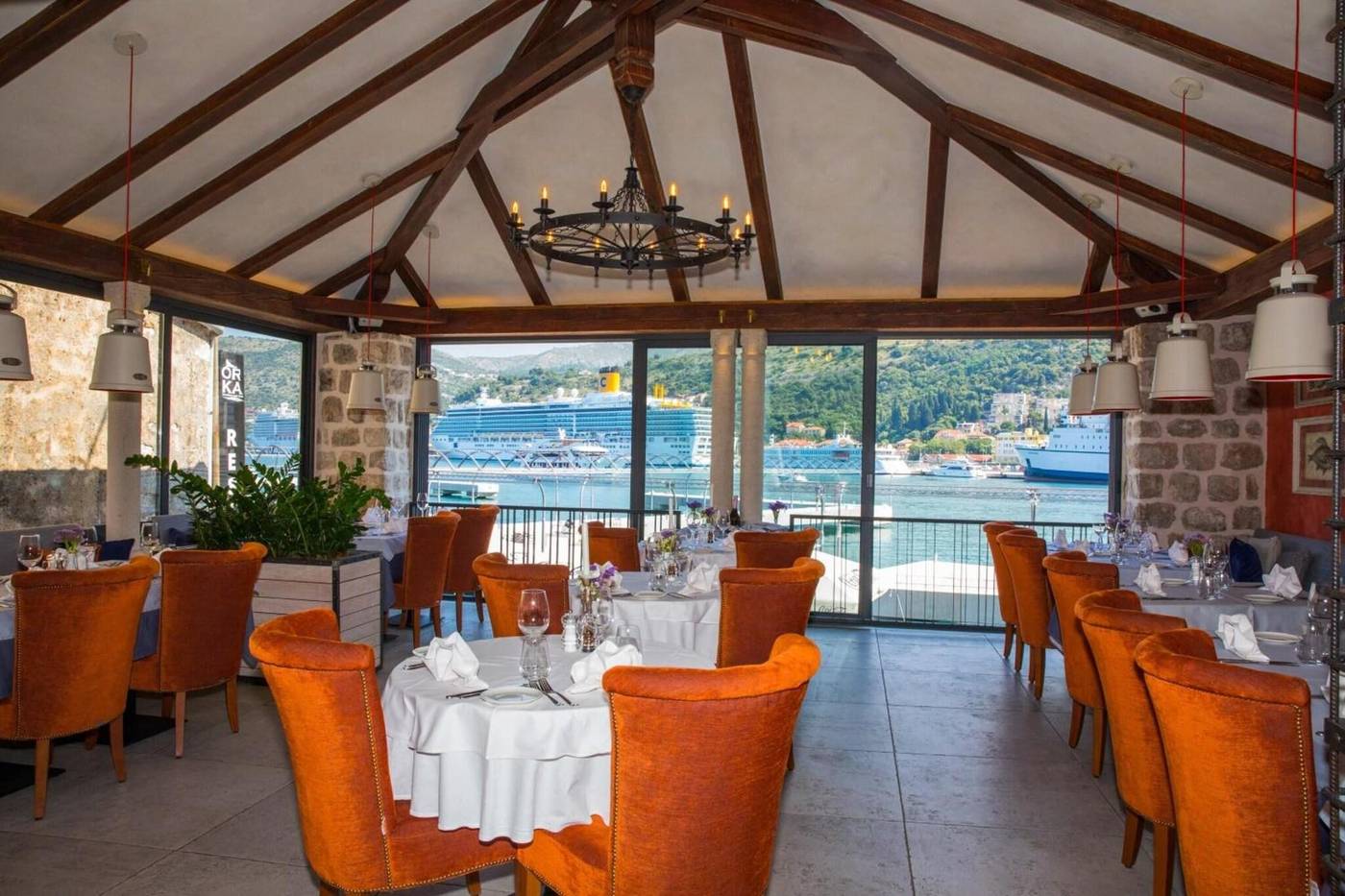 Bova-Luxury-Rooms-Restaurant-36