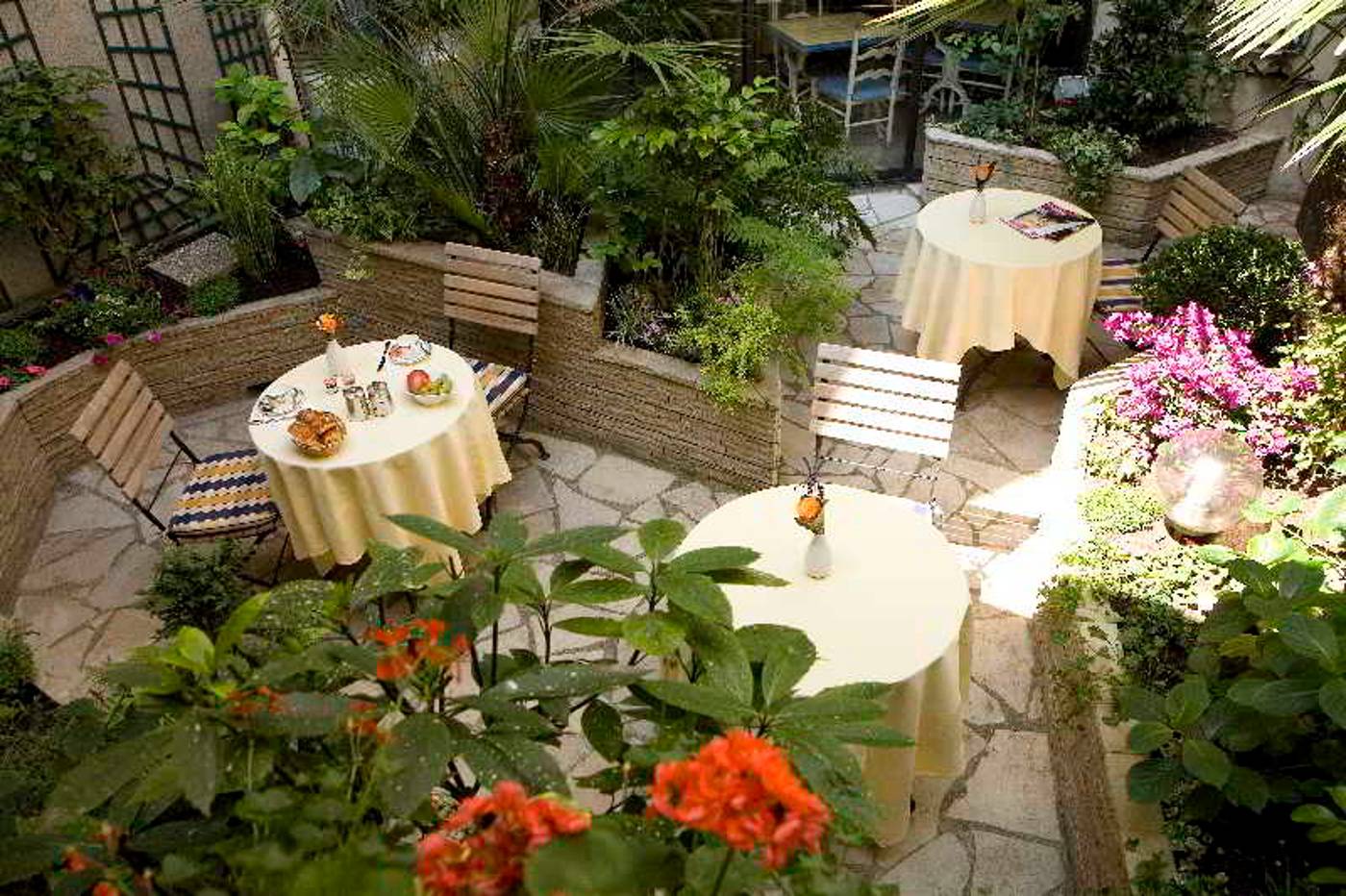 Hotel-Daumesnil-Vincennes-Terrace-23