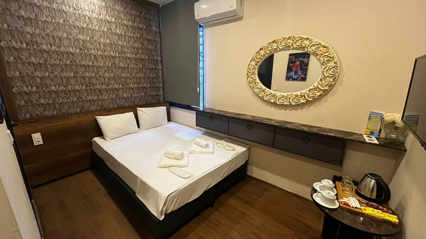 Taxim34-Hotel-Room-14