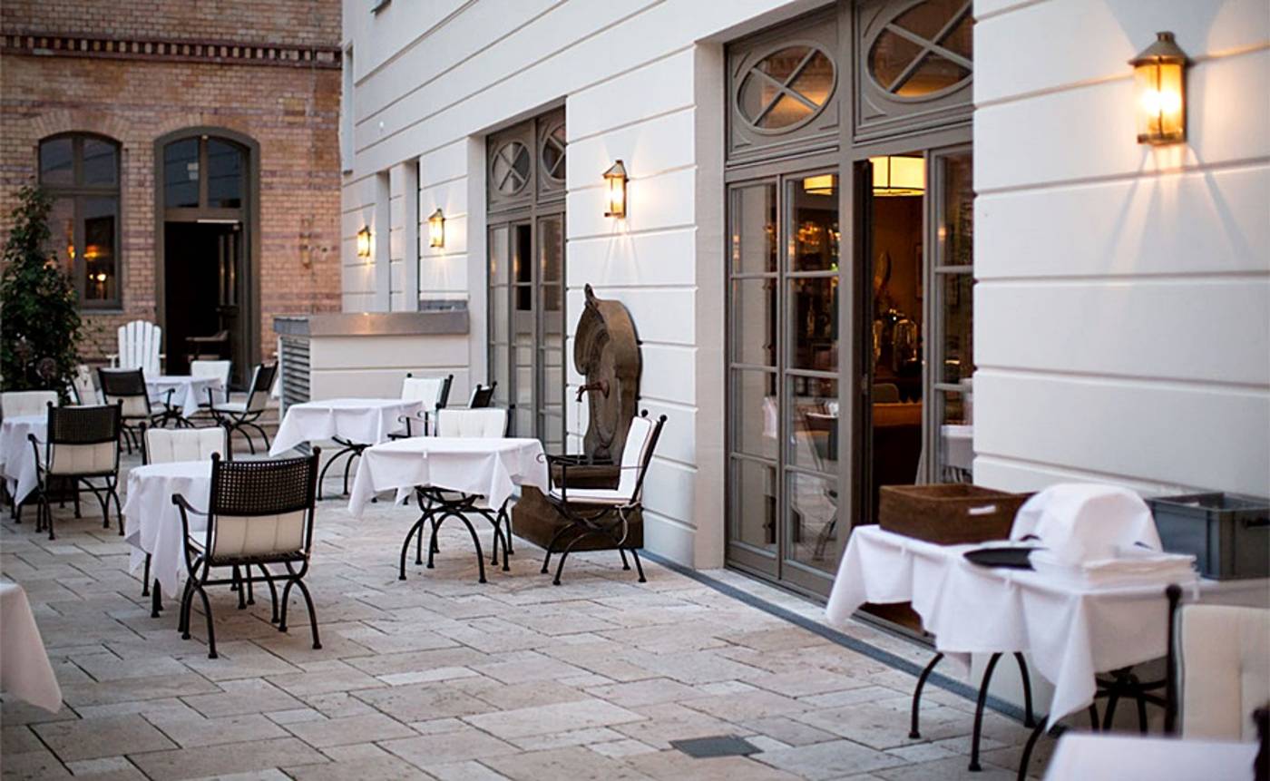 Monbijou-Hotel-Terrace-38