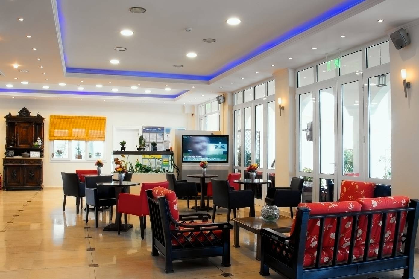 Coral-Beach-Lobby-37