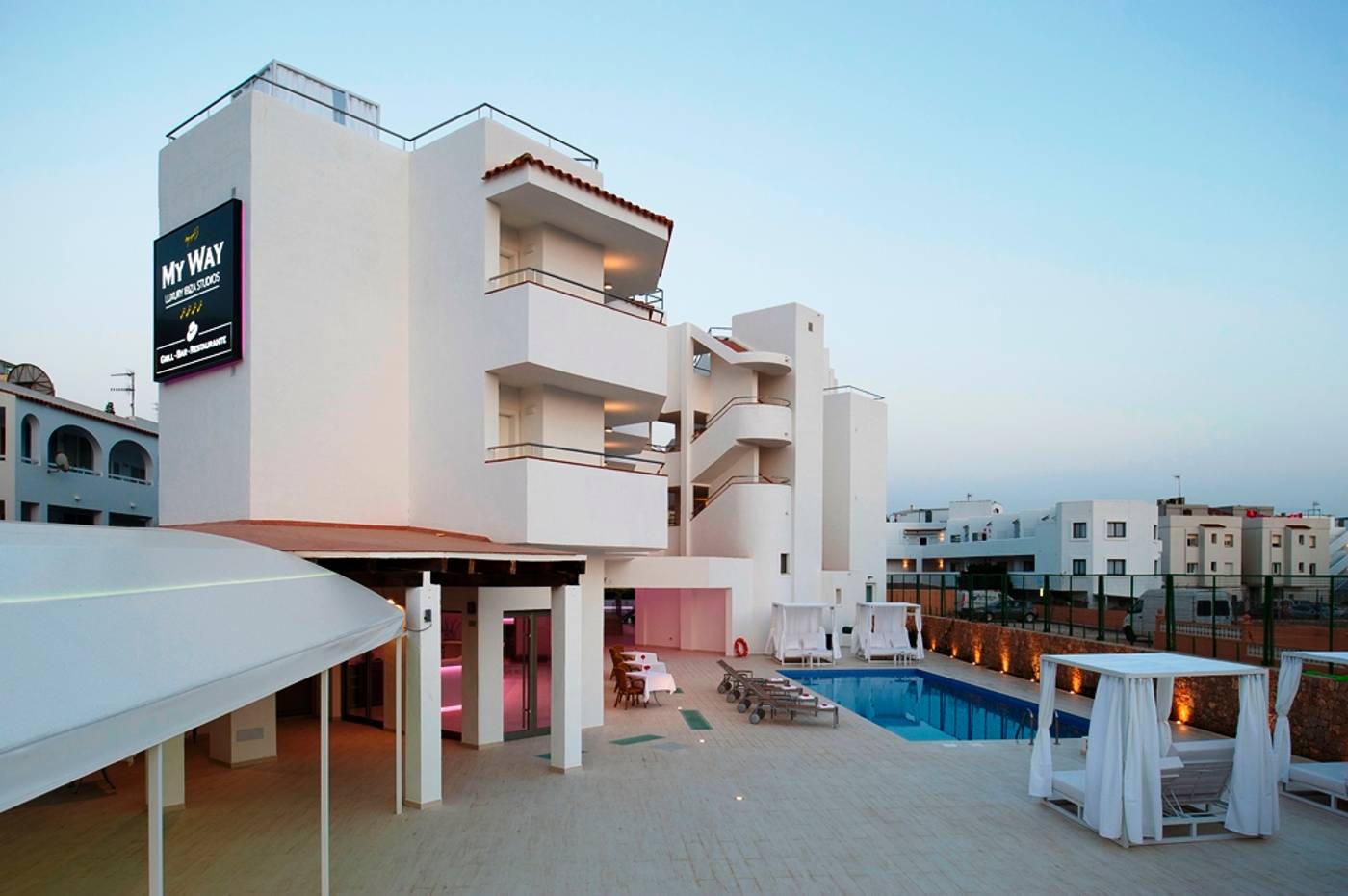 Apartamentos-Squash-Ibiza-Center-General-view-7