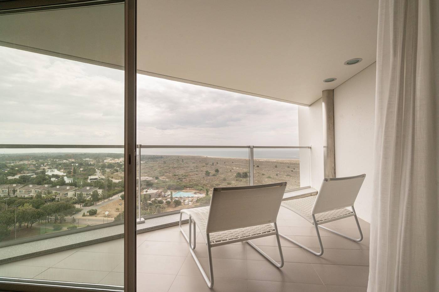 Aqualuz-Troia-Mar-by-The-Editory-Room-40