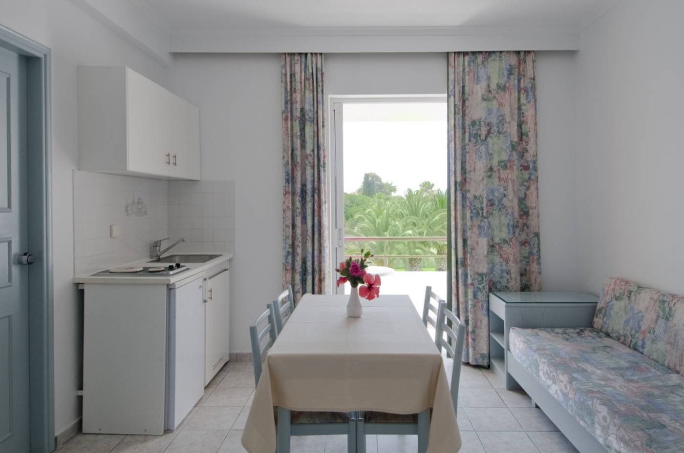 Alexandra-Beach-Hotel-Room-22