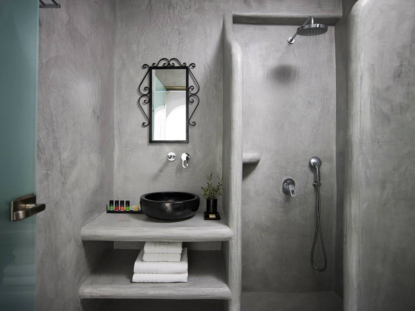 Kalisti-Hotel---Suites-Room-50