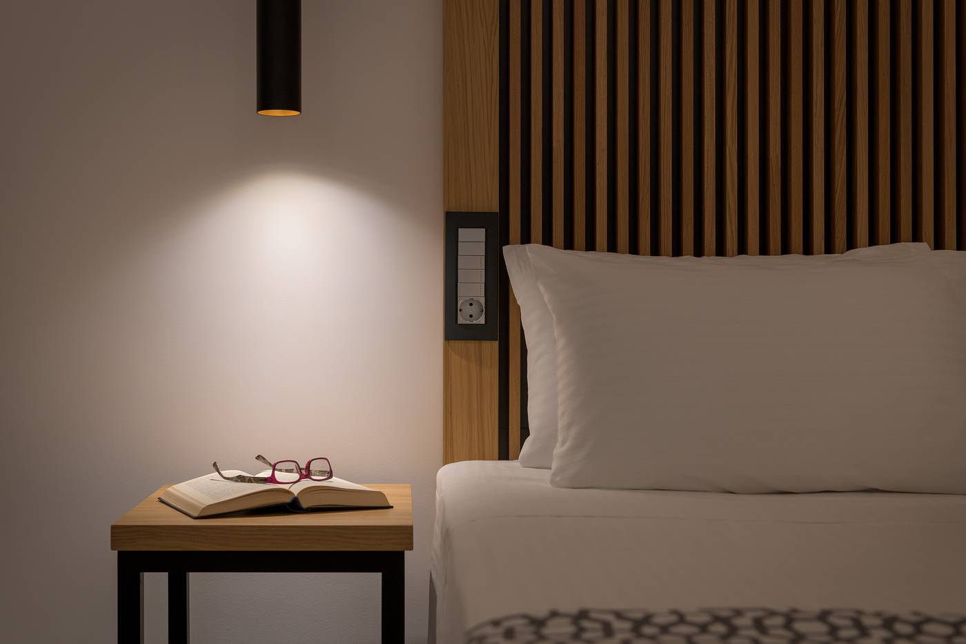 Oceanis-Beach-Hotel-Room-32