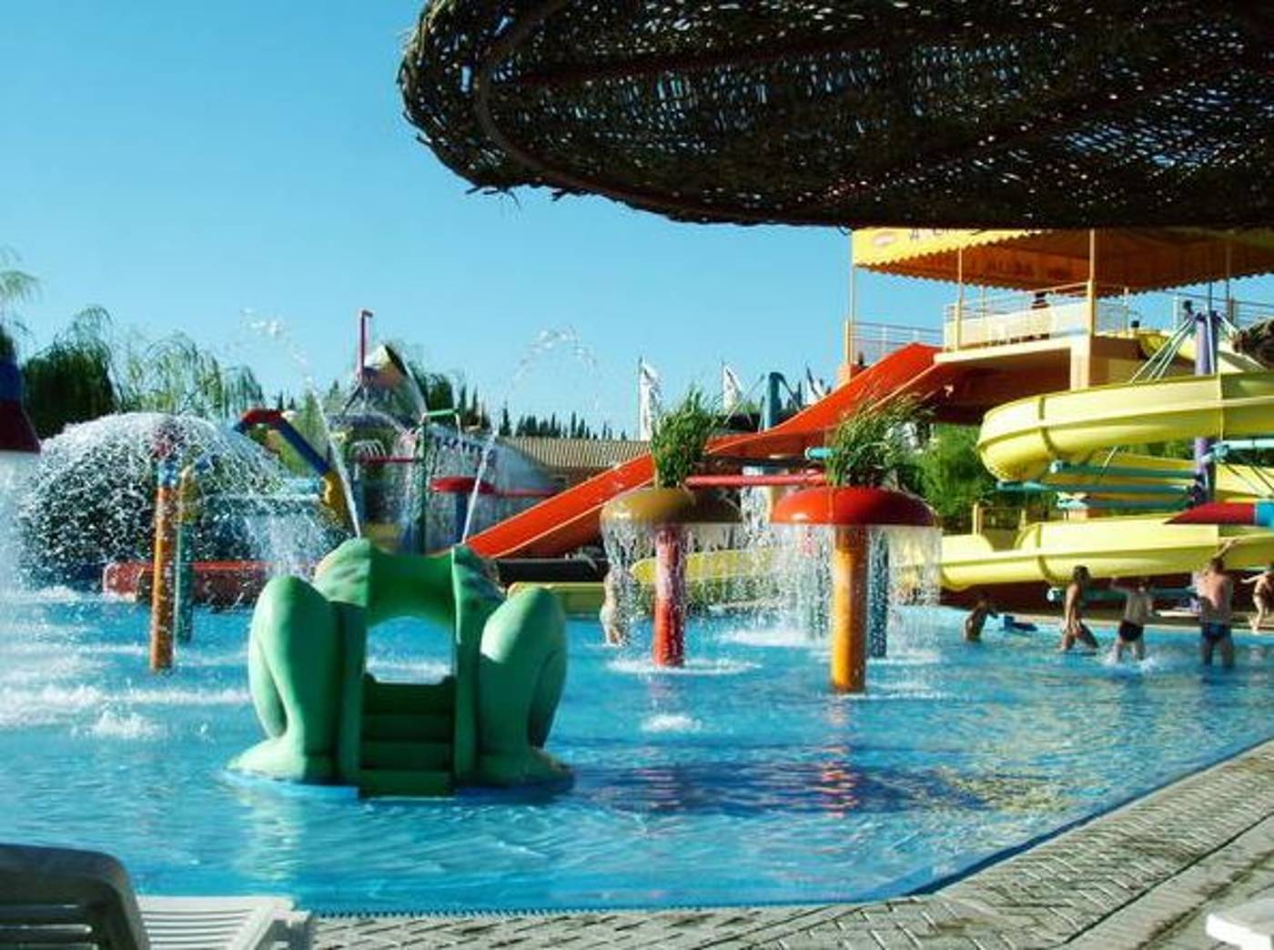 Aqualand Resort