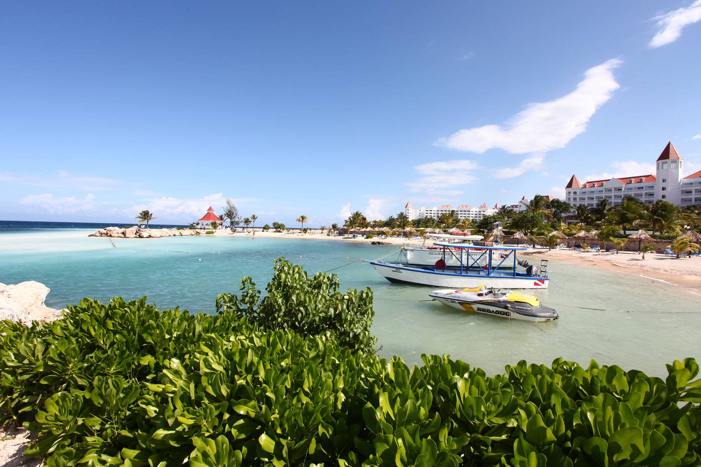Luxury-Bahia-Principe-Runaway-Bay-All-Inclusive-Adults-Only-Sports-and-Entertainment-68
