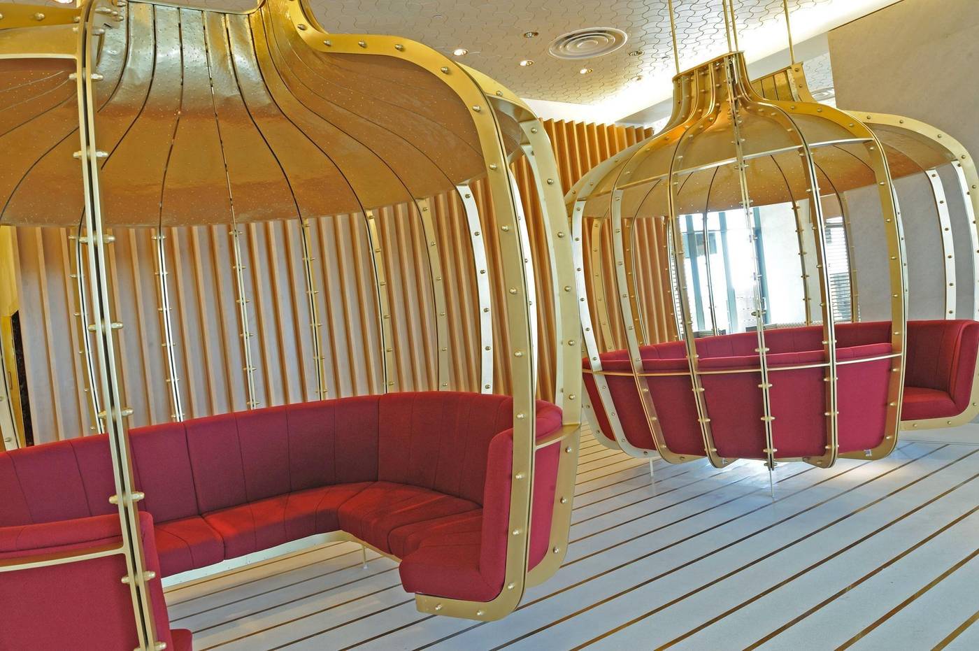 Crowne-Plaza-Hotel-Abu-Dhabi-Yas-Island-Lobby-5