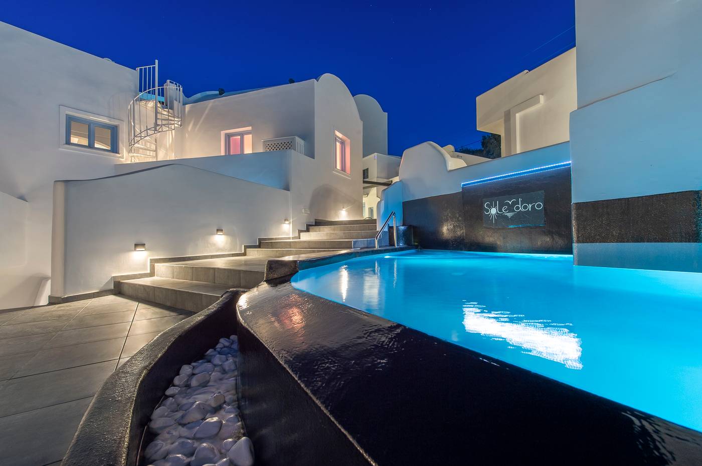 Sole-D-Oro-Luxury-Suites-General-view-2