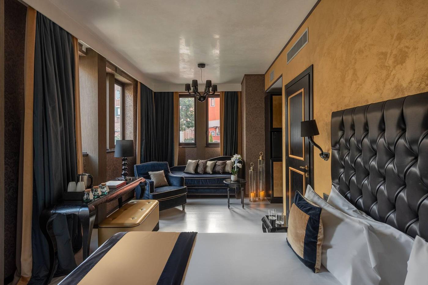 Carnival-Palace-Room-28