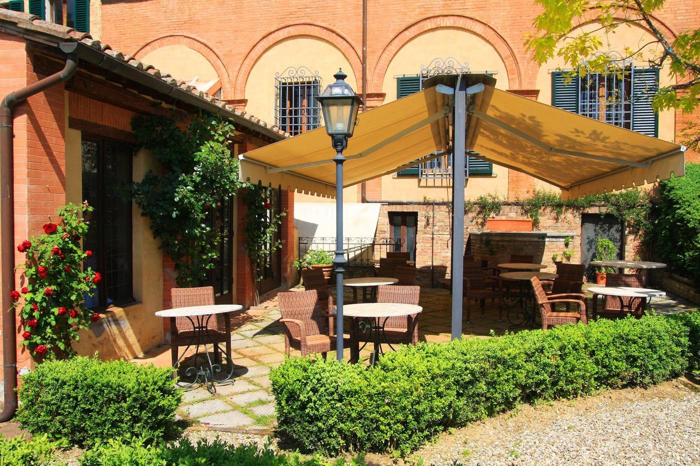 Pensione-Palazzo-Ravizza-Restaurant-34