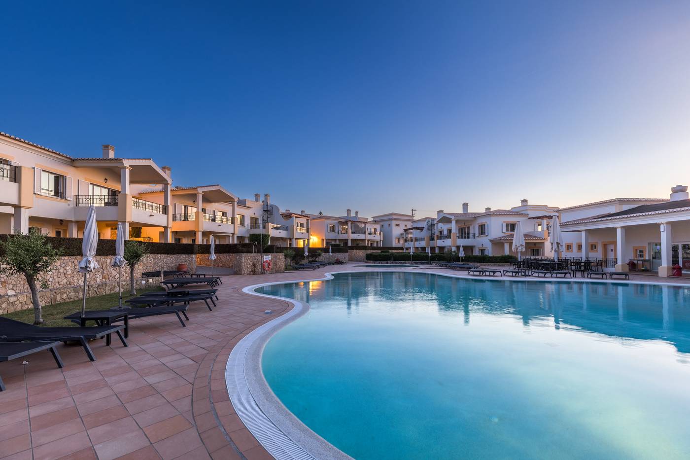 NAU-Salema-Beach-Village-General-view-3