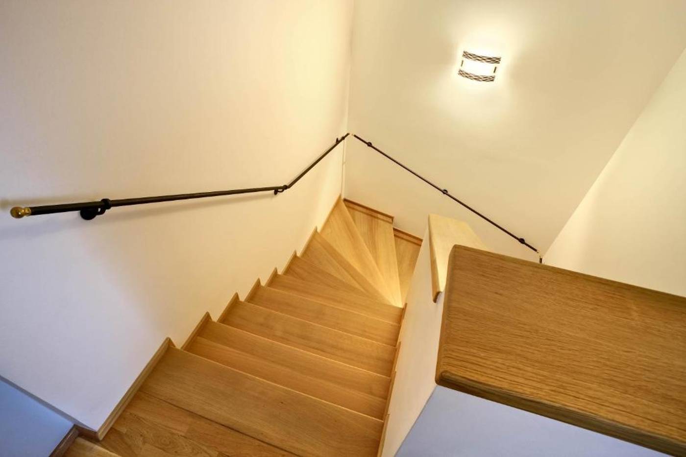 Salvator-Superior-Apartments-Room-22