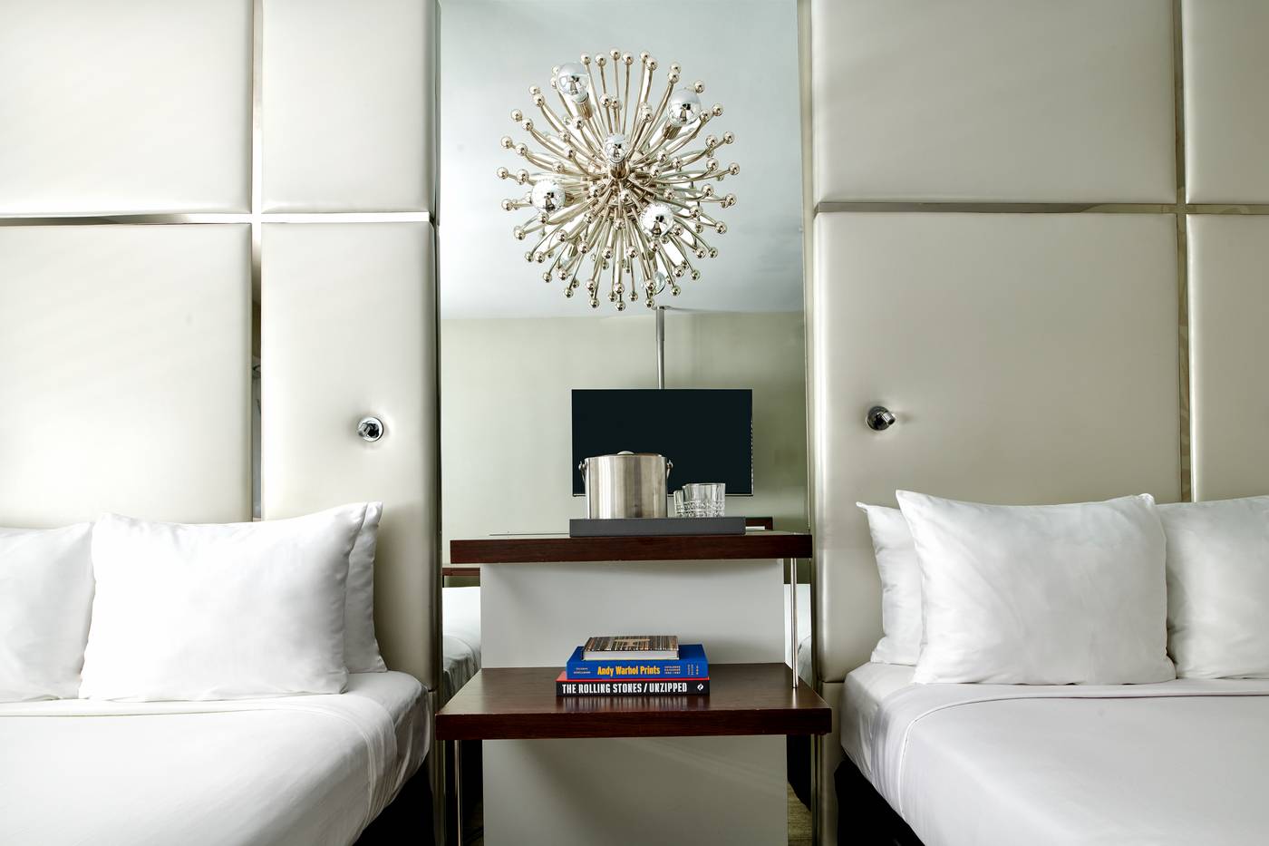 Grafton-On-Sunset-Room-25