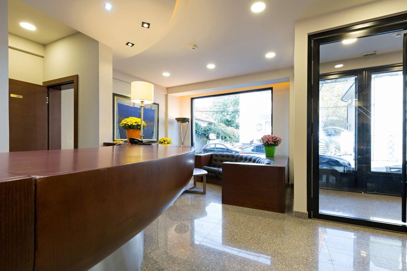 Sterling Hotel-Serbia-BELGRADE-Lobby-4