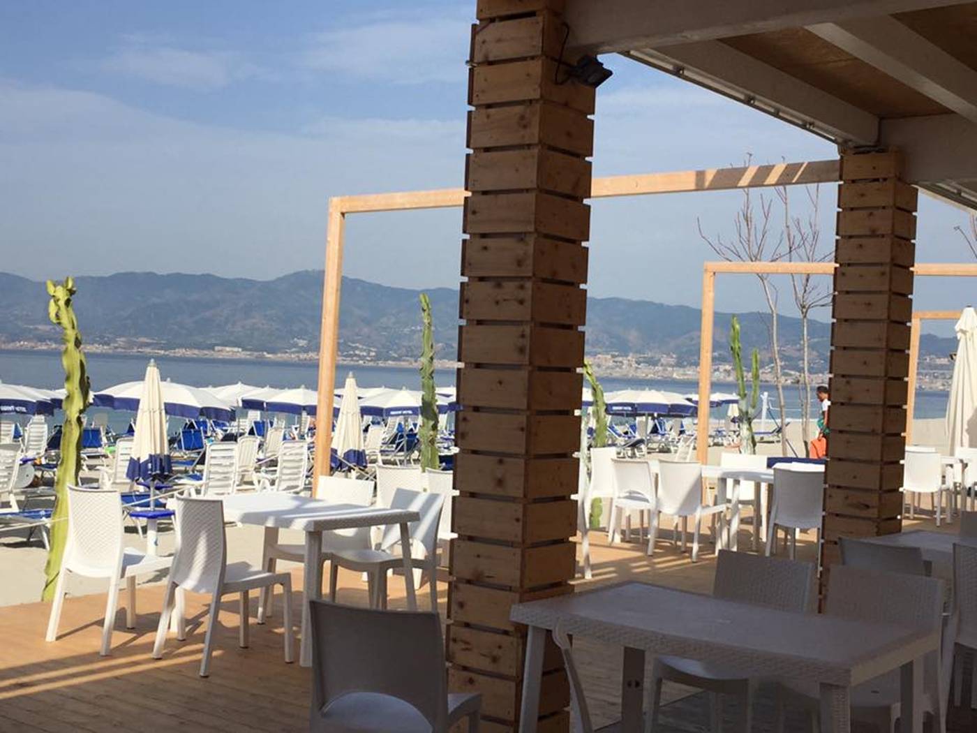 REGENT BEACH HOTEL & APARTMENTS-Italy-CATONA DI REGGIO CALABRIA-General view-2