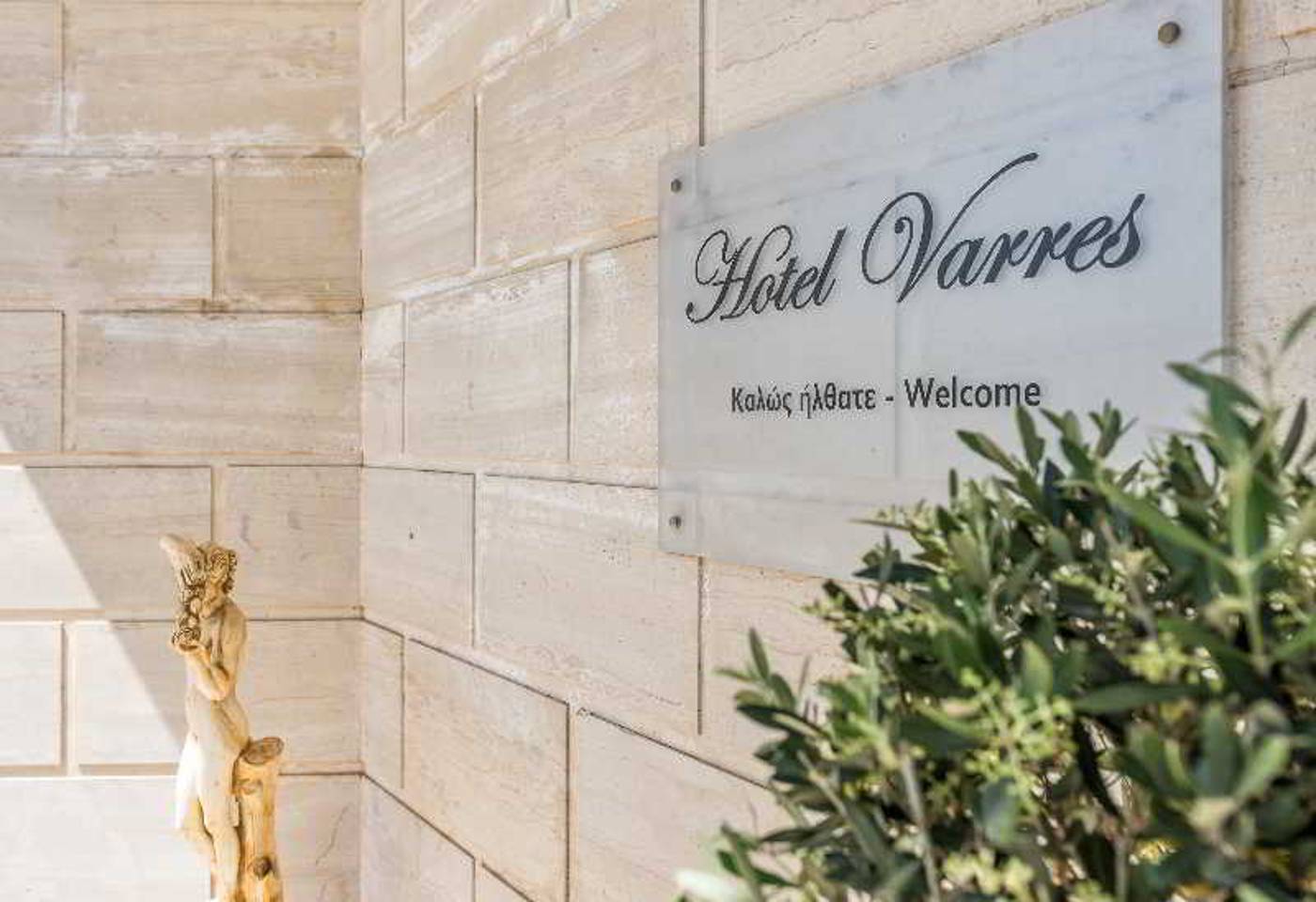 Varres-Hotel-General-view-13