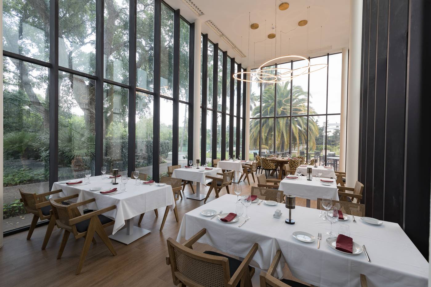 Hotel-NH-Sotogrande-Restaurant-25