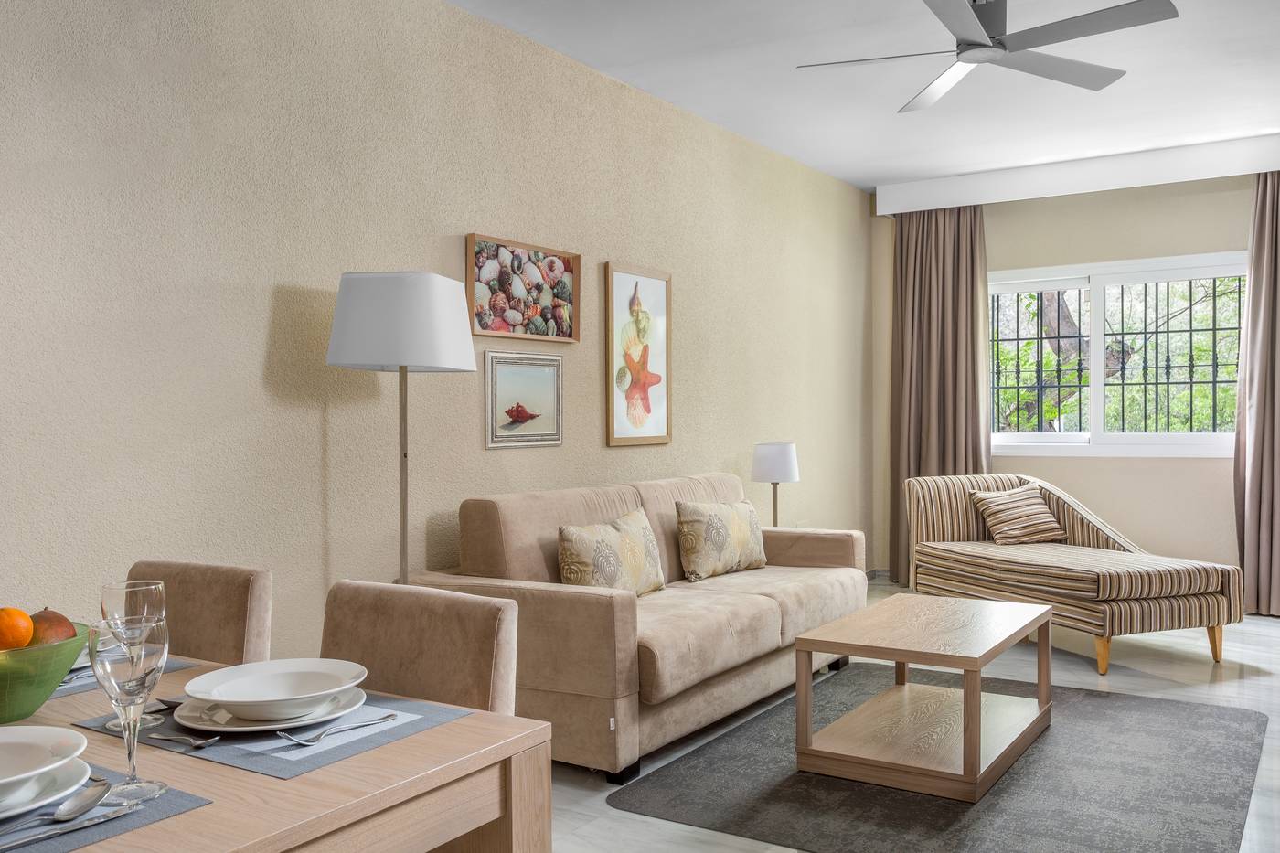 Royal-Oasis-Club-at-Pueblo-Quinta-Room-17