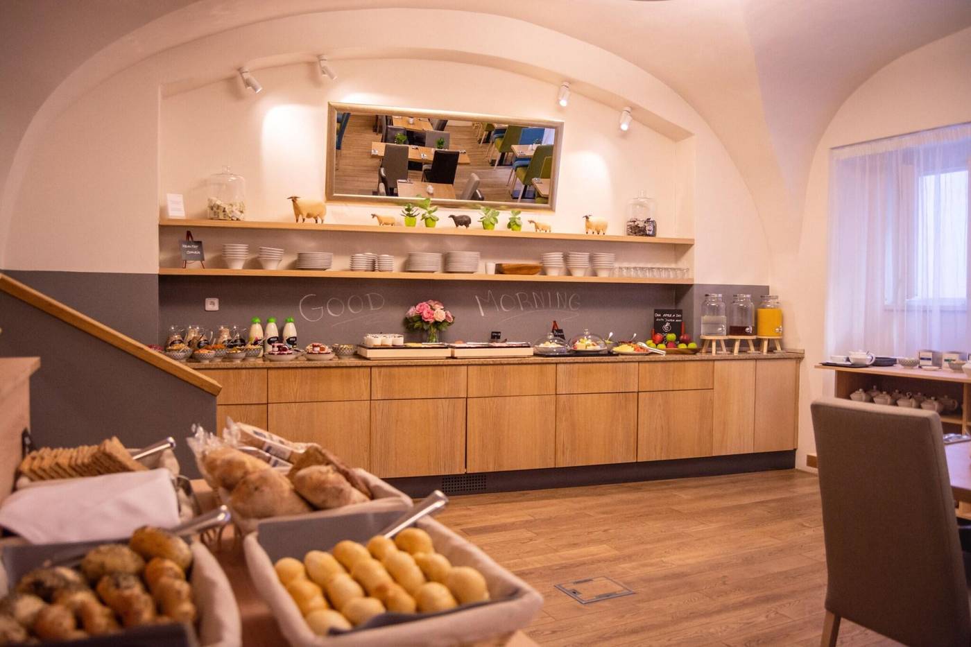 Hotel-Golden-Key-Restaurant-52