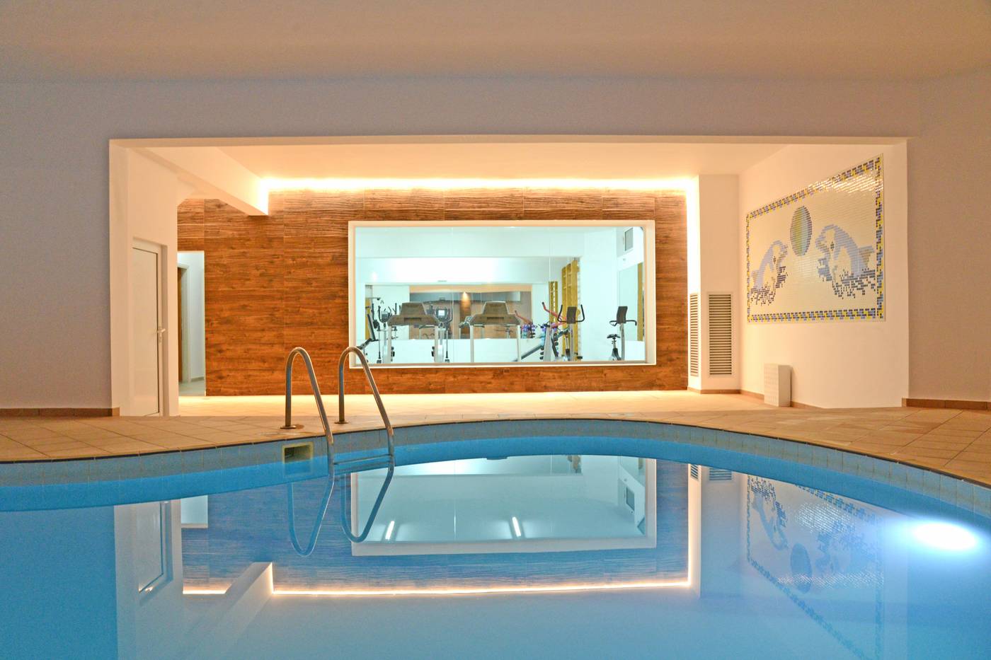 Magda-Hotel-Pool-50