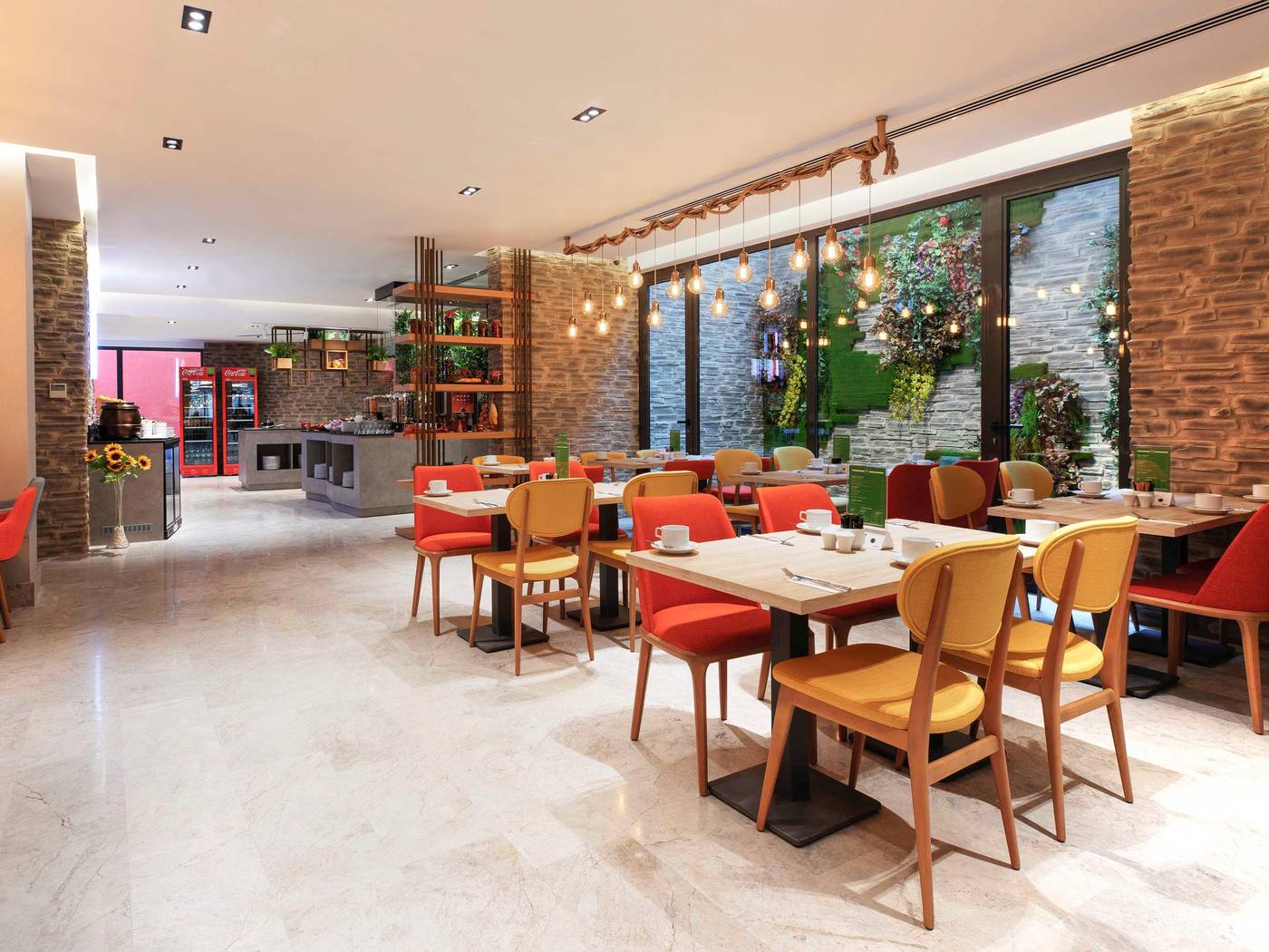 ibis-Styles-Istanbul-Atasehir-Restaurant-15