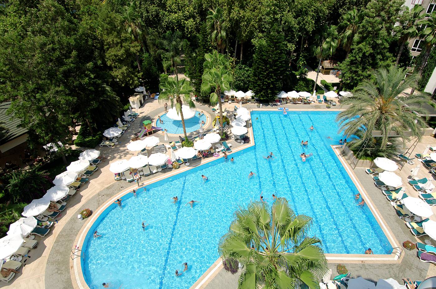 Botanik-Hotel---Resort-Pool-4