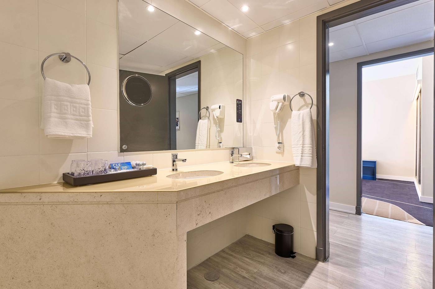 Tryp-Lisboa-Caparica-Mar-Hotel-Room-38