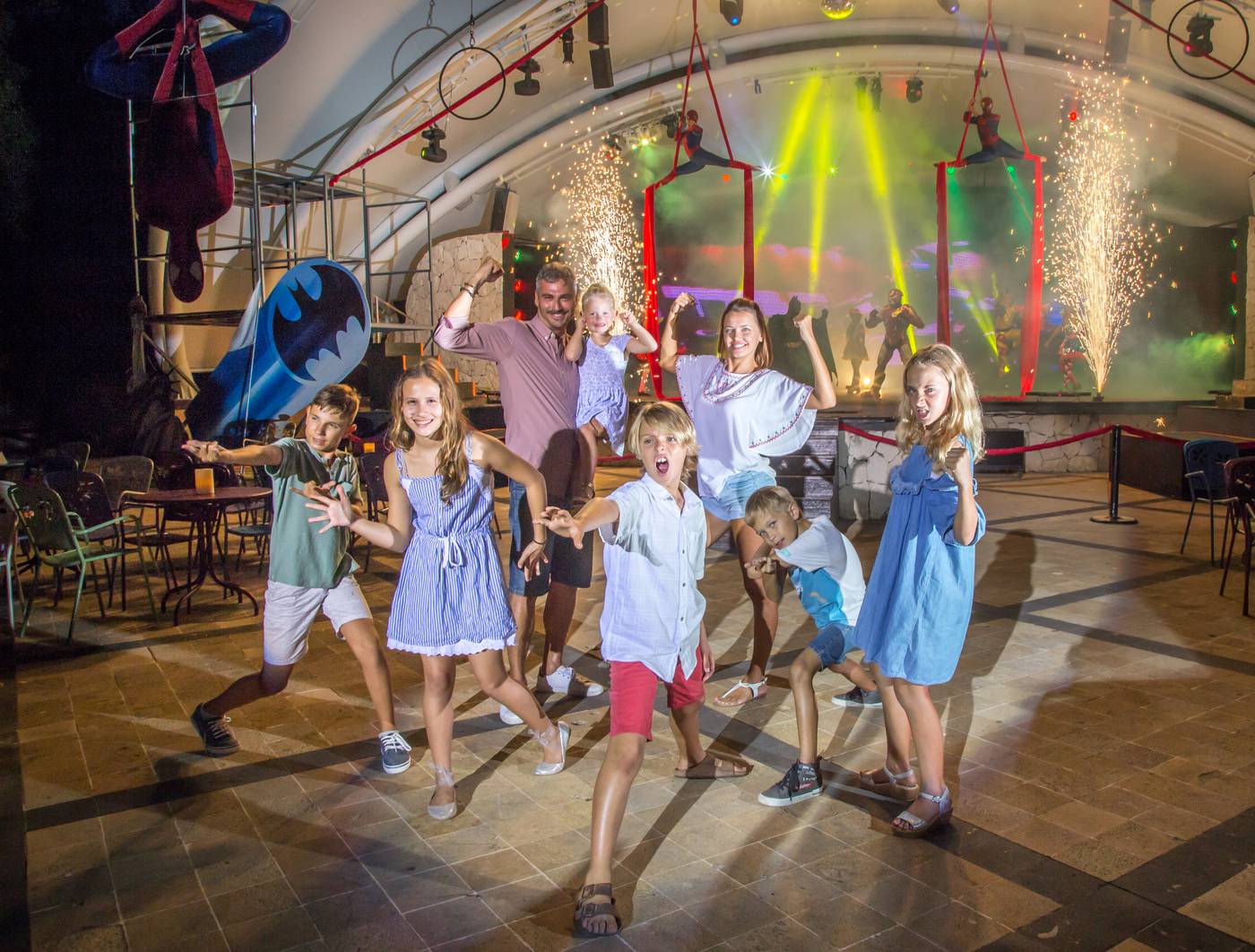 Sandos-Playacar-Beach-Resort-Sports-and-Entertainment-59