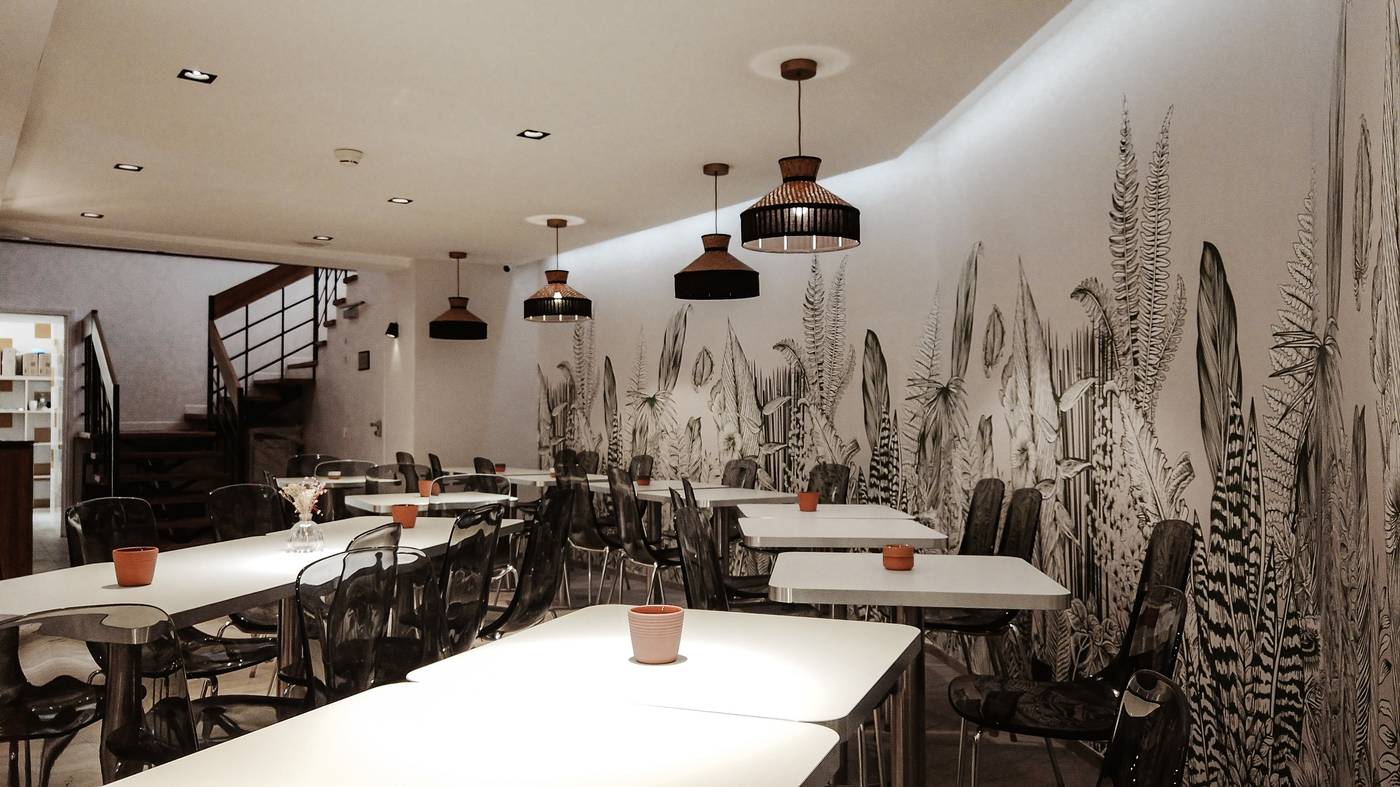 At-Gare-du-Nord-General-view-10