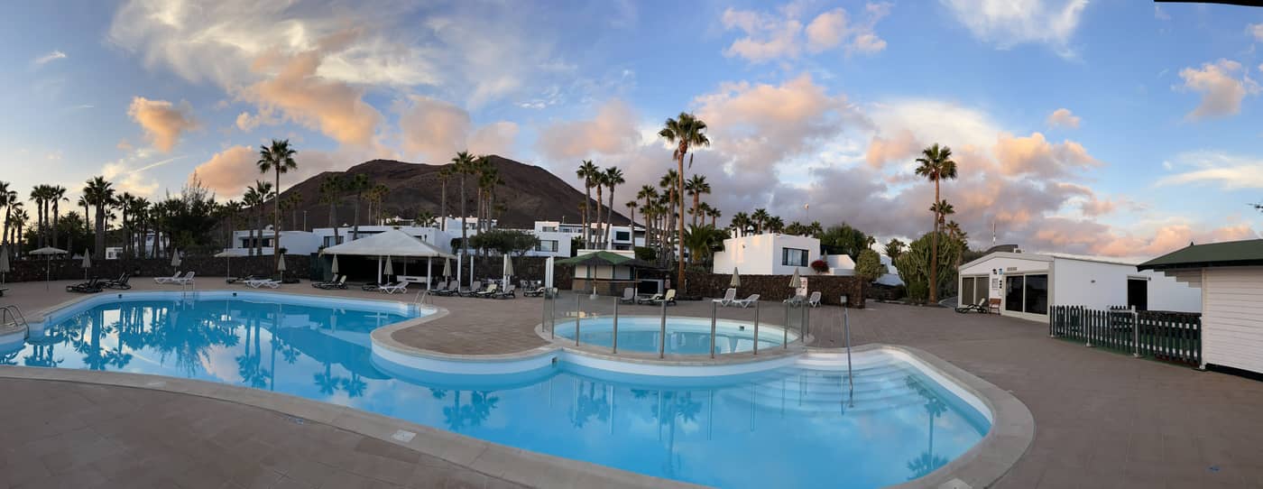 Palmeras-Garden-Pool-2