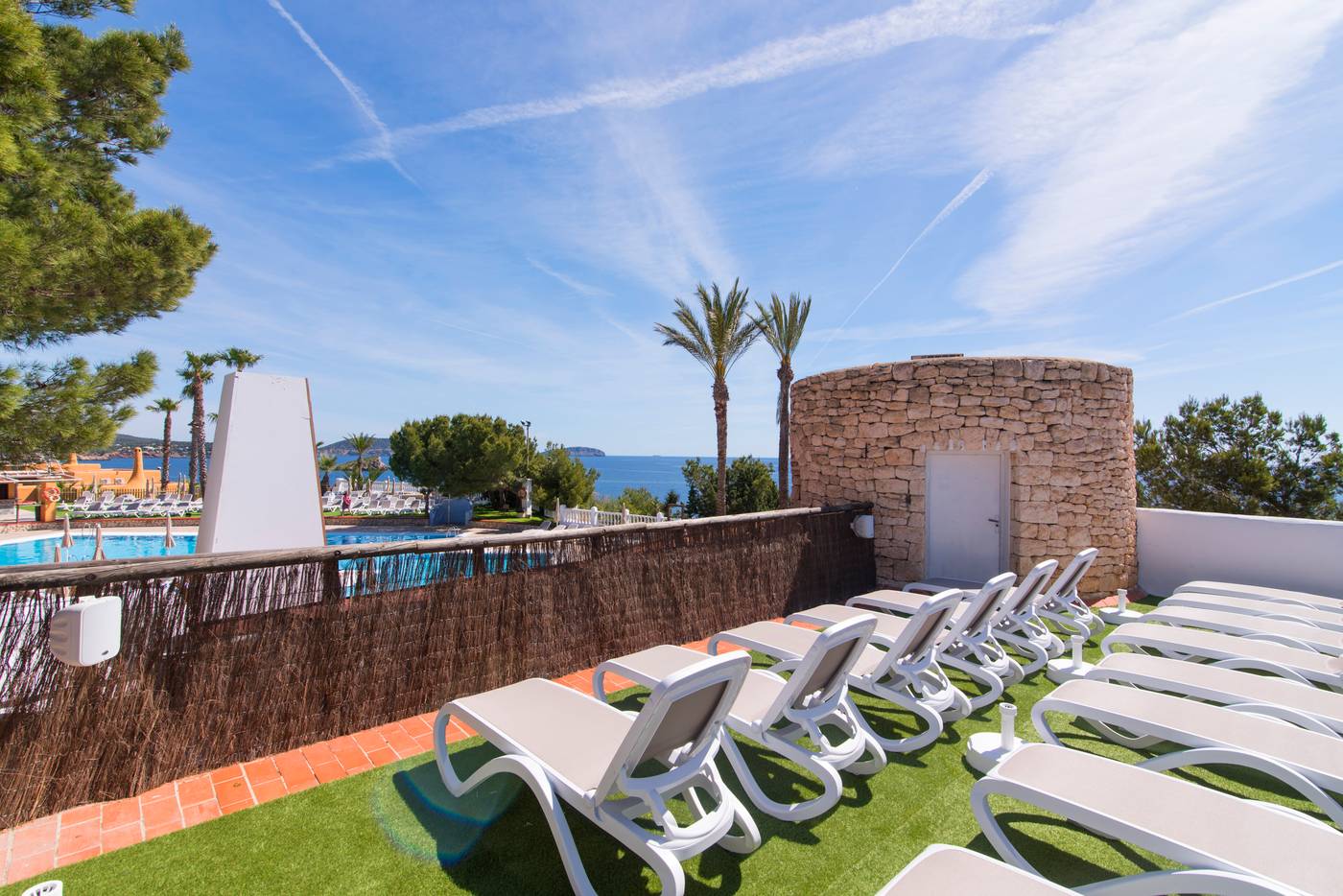 Azuline-Club-Cala-Martina-Ibiza-Terrace-6