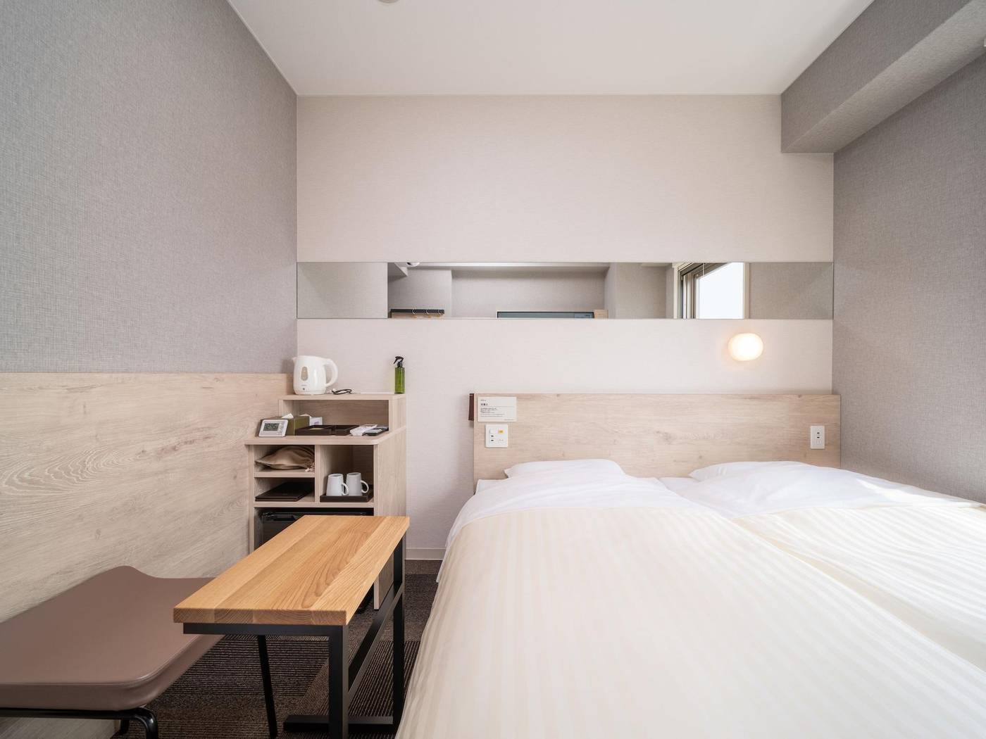 Super Hotel Premier Akihabara-Japan-Tokyo-Room-9