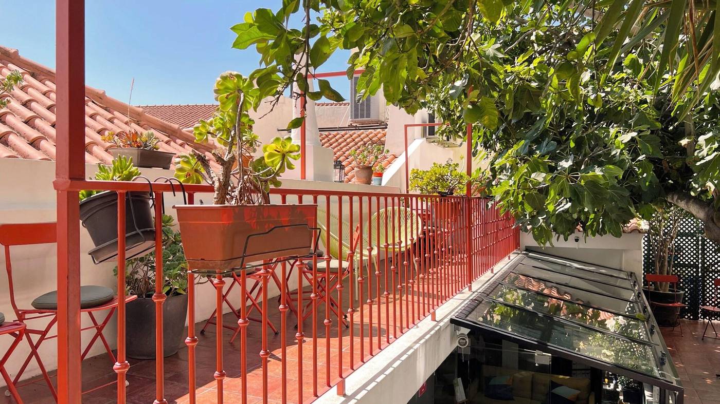 Casa-Do-Bairro-Bed---Breakfast-Terrace-3