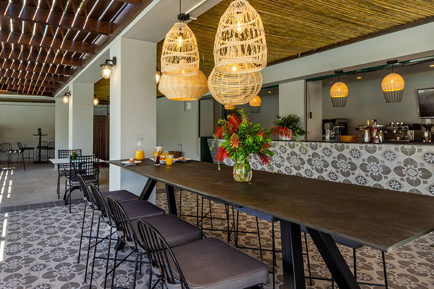 Dolce-by-Wyndham-Attica-Riviera-Bar-12