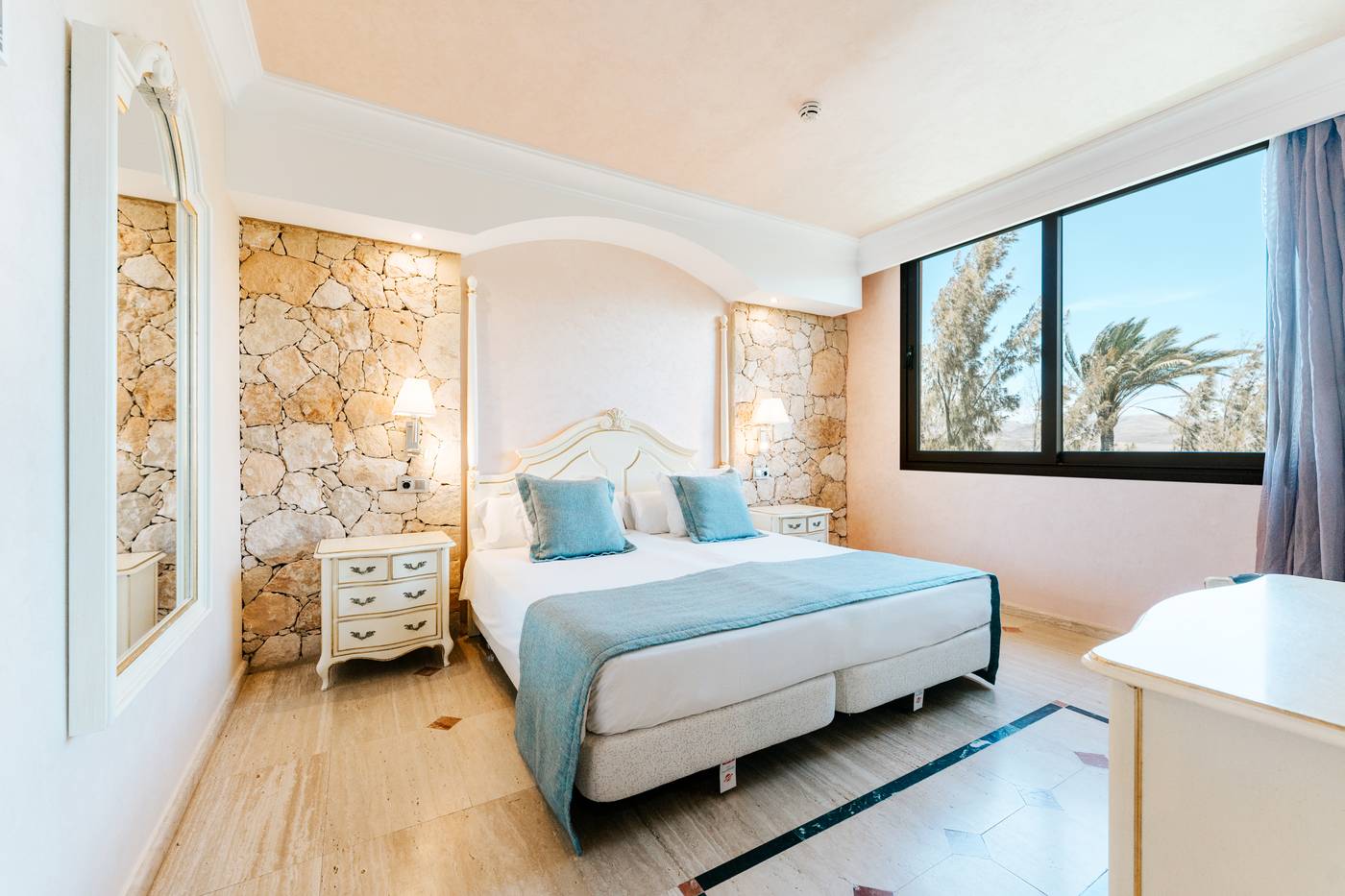 R2-Rio-Calma-Hotel-Room-24