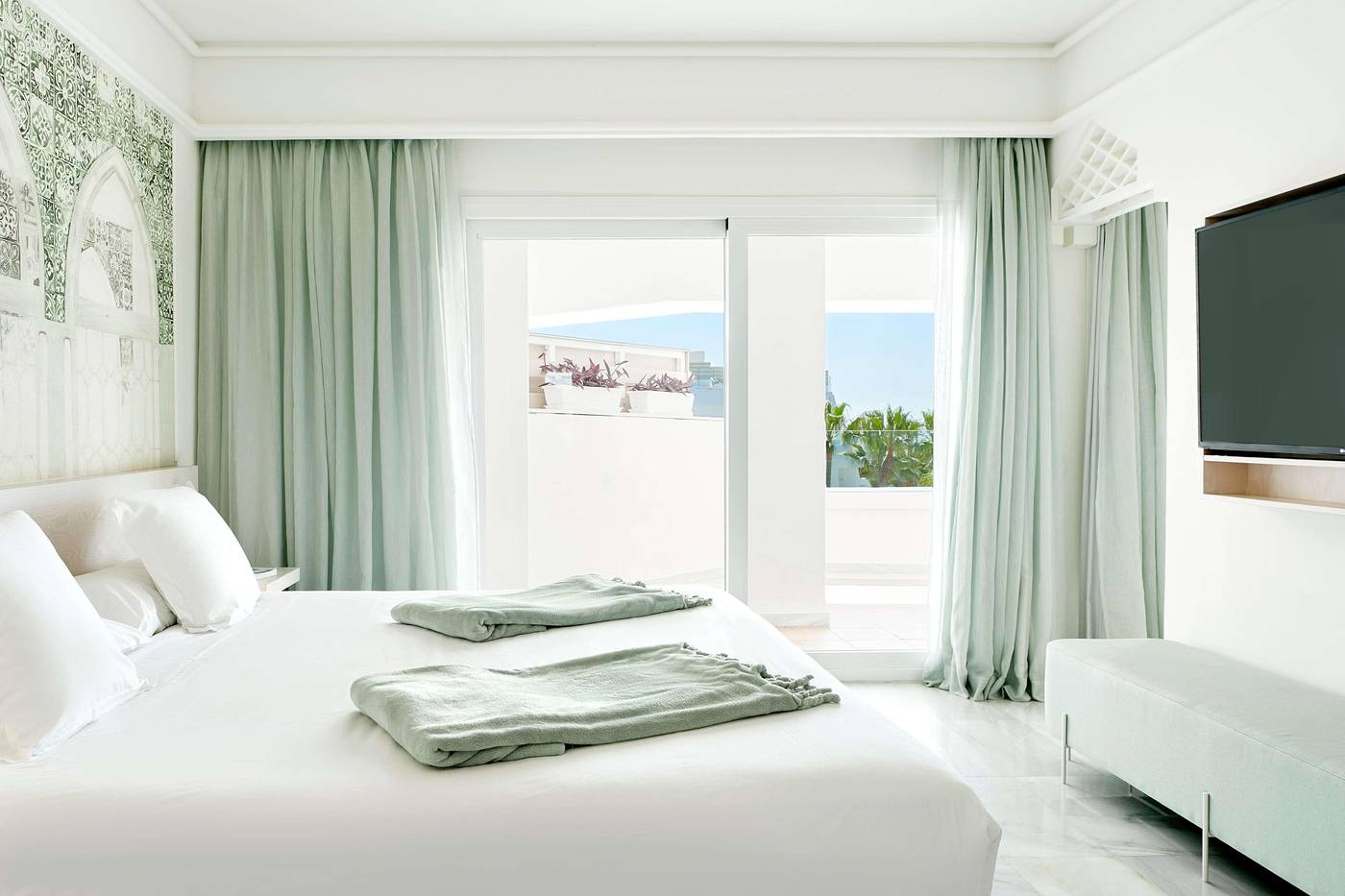 Iberostar-Marbella-Coral-Beach-Room-31