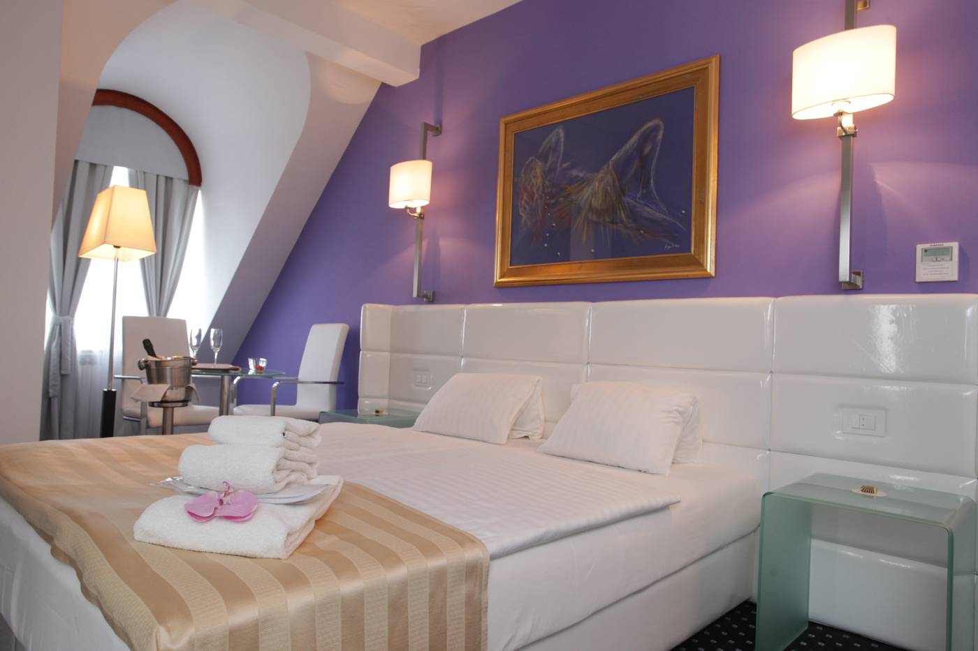 Phoenix Hotel-Croatia-ZAGREB-Room-4