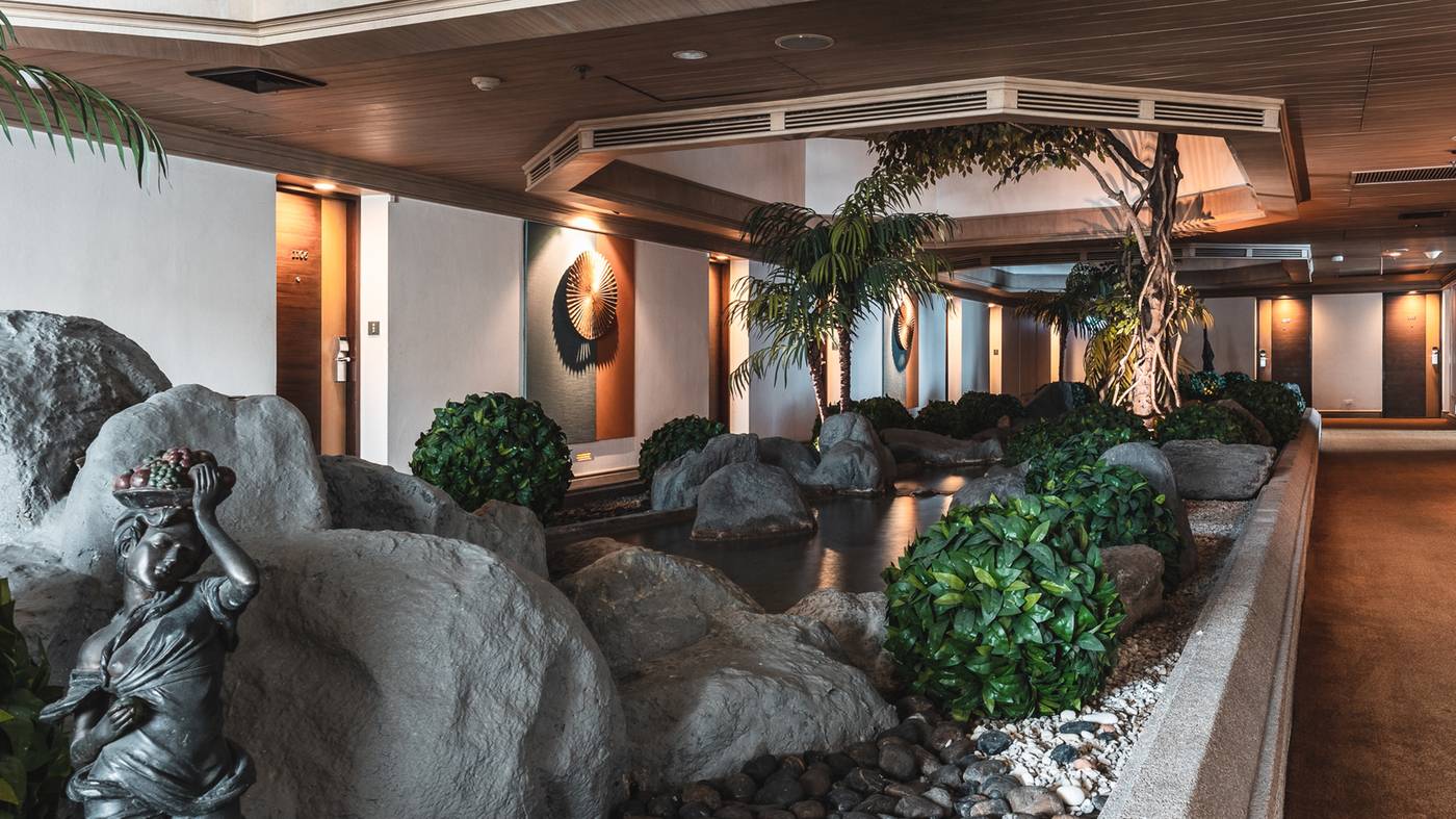 Bangkok-Lotus-Sukhumvit-33-By-Compass-Hospitalit-Room-5