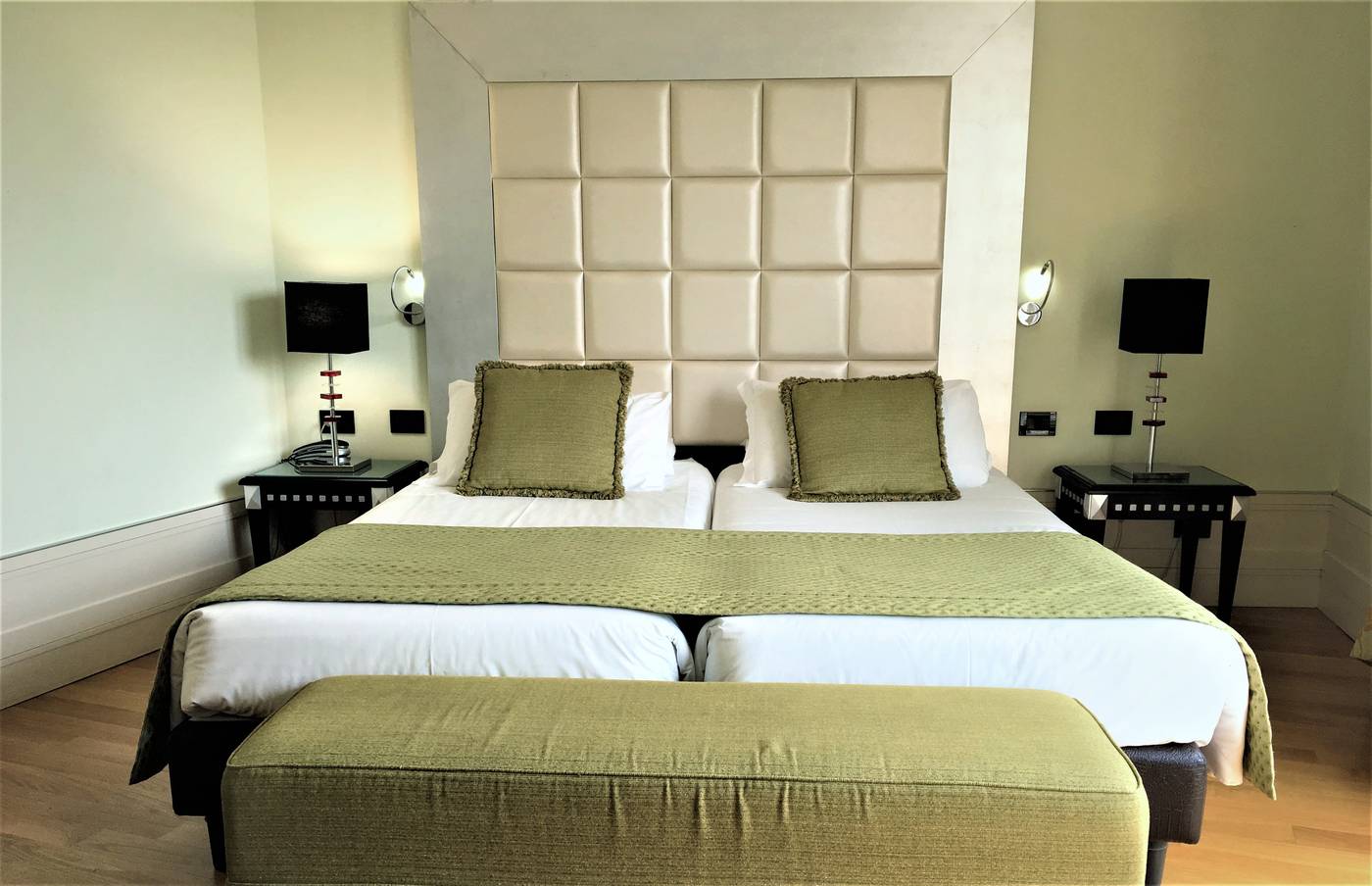 Park-Hotel-Junior-Room-14