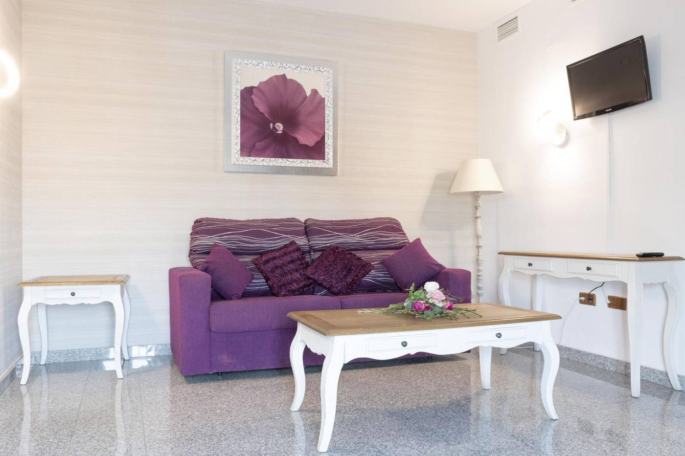 Hotel-Plaza-del-Castillo-Room-32