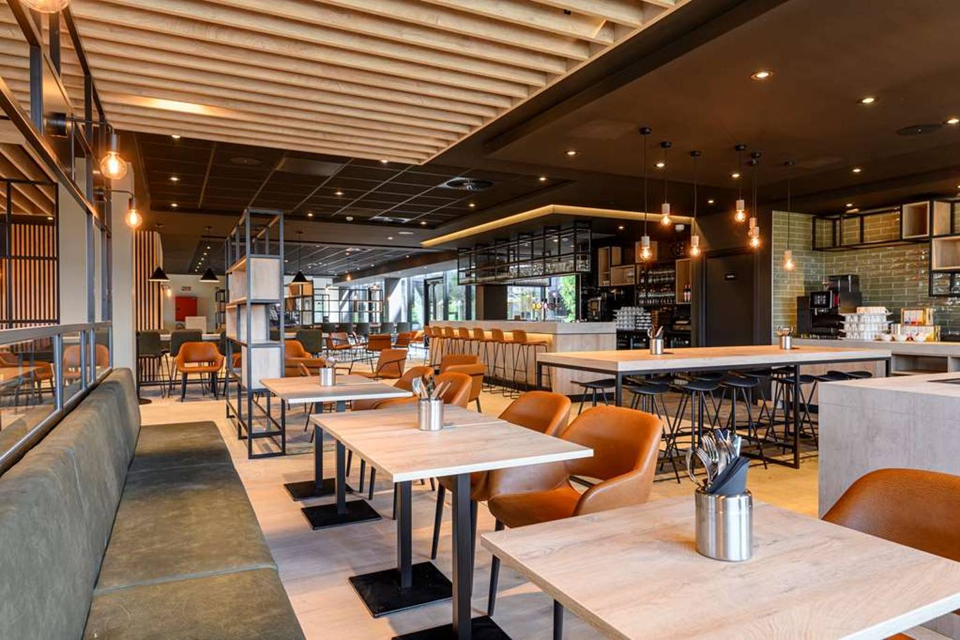 Radisson Hotel Antwerp Berchem-Belgium-Antwerp-General view-5