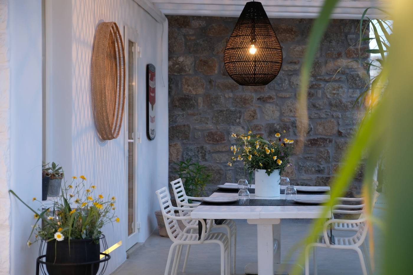 Ostraco-Luxury-Suites-Restaurant-22