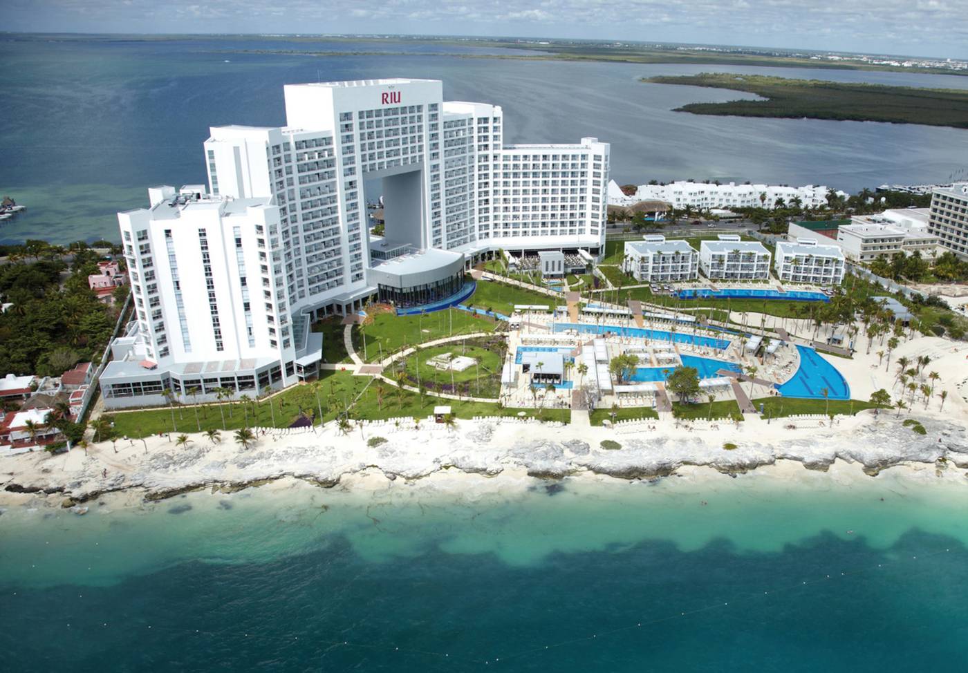 Riu-Palace-Pen----nsula-General-view-13