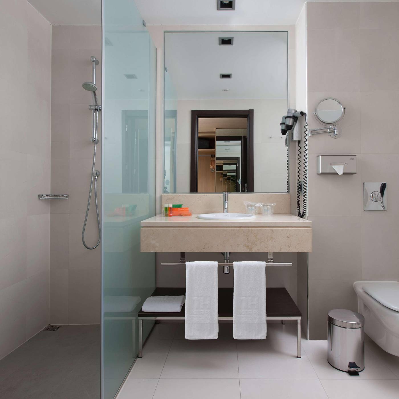 NH-Madrid-Ribera-del-Manzanares-Room-30