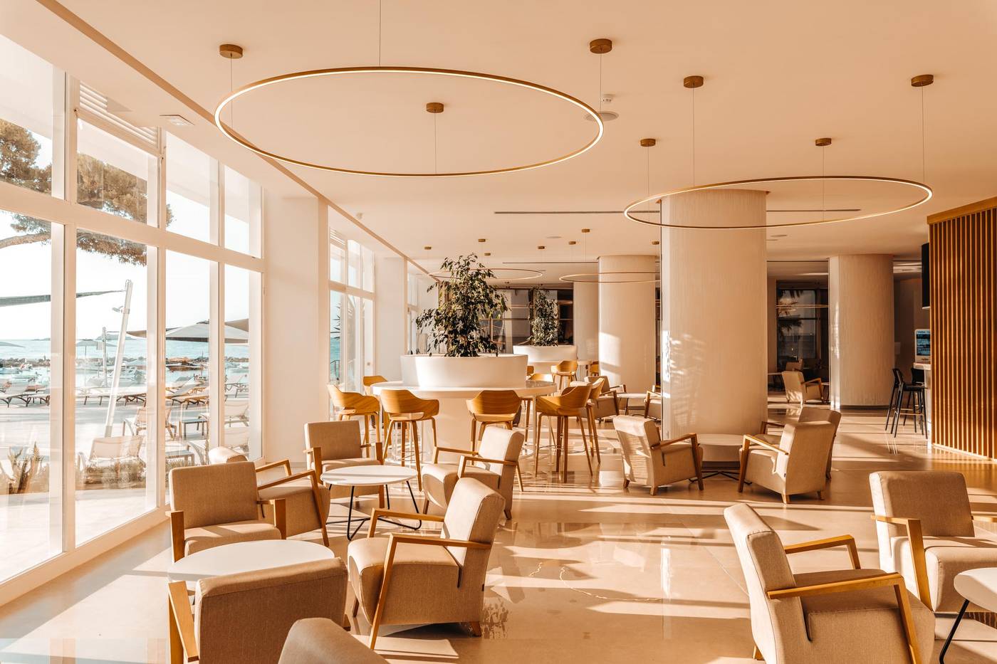 The-Ibiza-Twiins-General-view-50