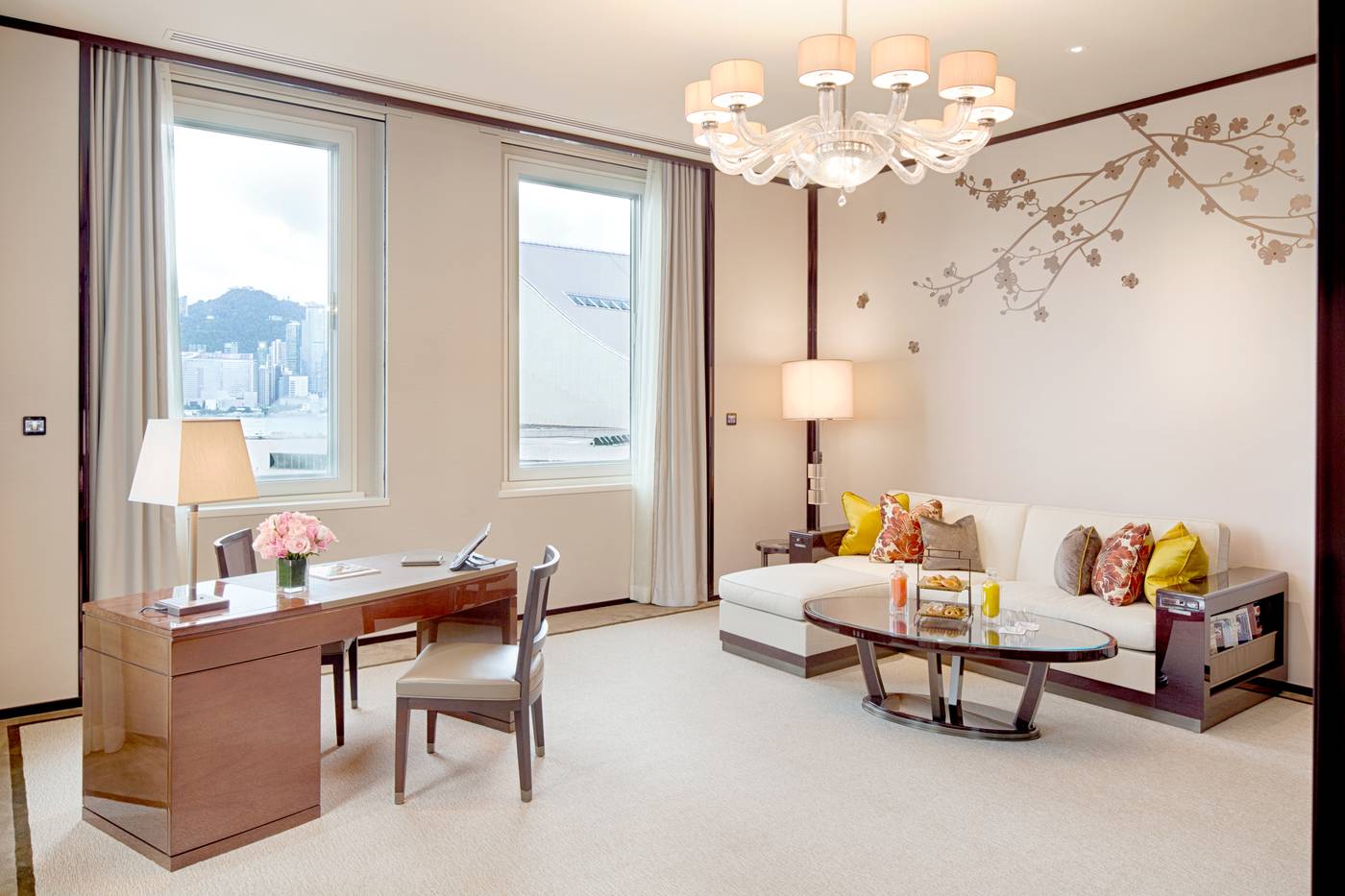 The-Peninsula-Hong-Kong-Room-9
