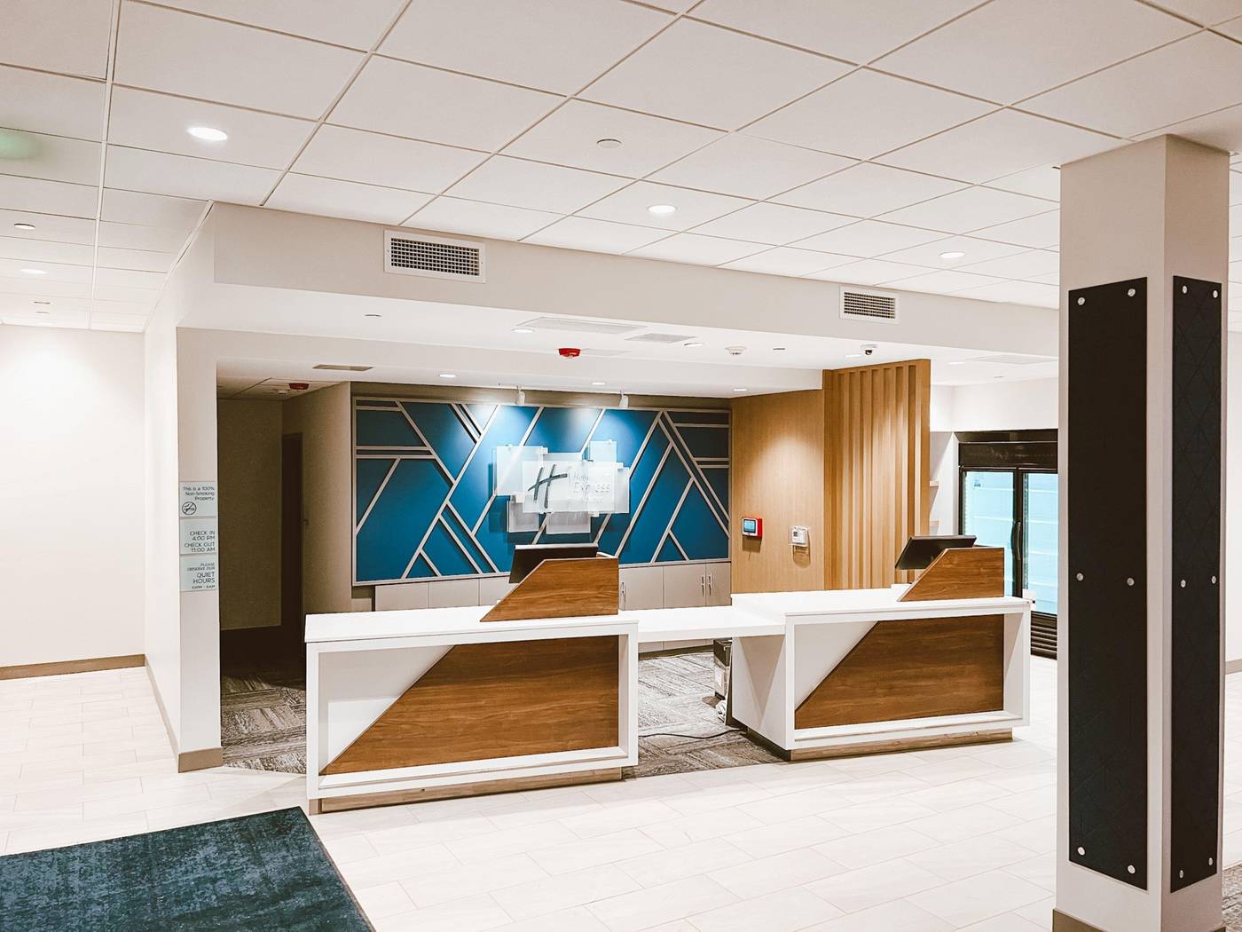 Holiday Inn Express And Suites Henderson South B-United States-Henderson-General view-4